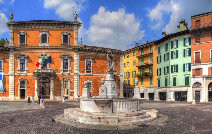 Piazza del Mercato in Brescia