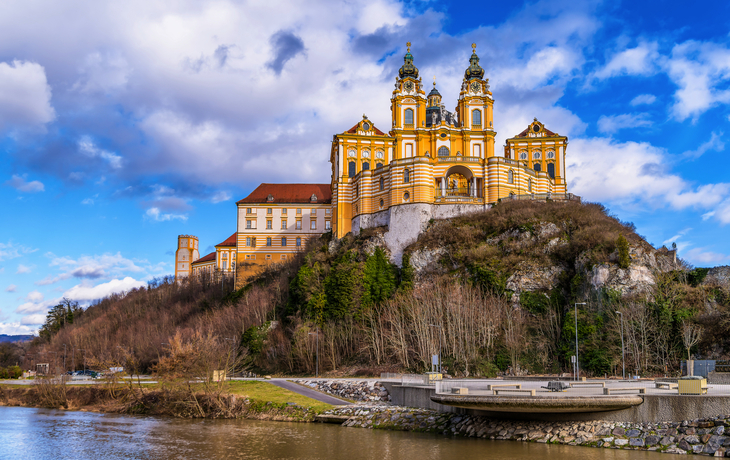 Stift Melk im Winter